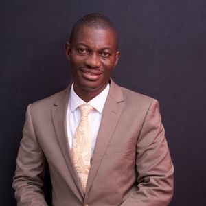 Meet your Posher, Andy nana